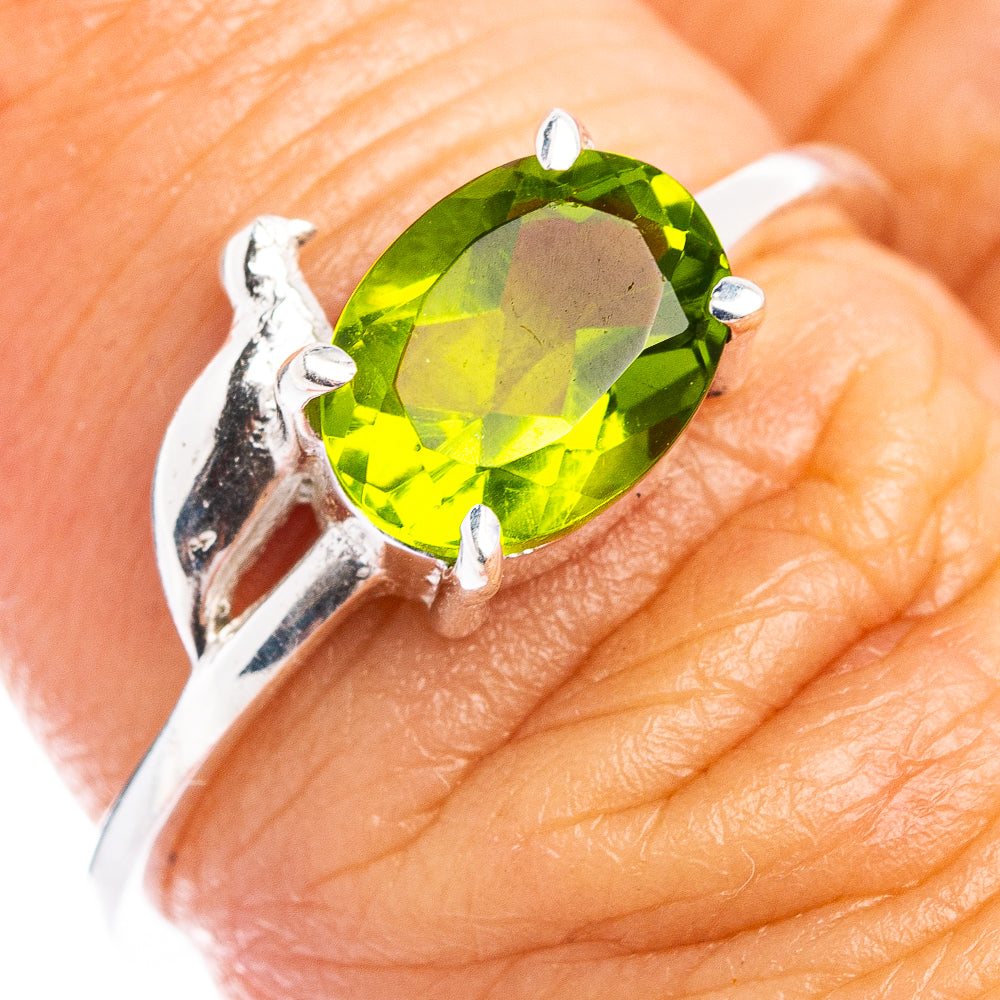 Peridot Bird Dainty Ring Size 6.5 (.925 Sterling Silver)