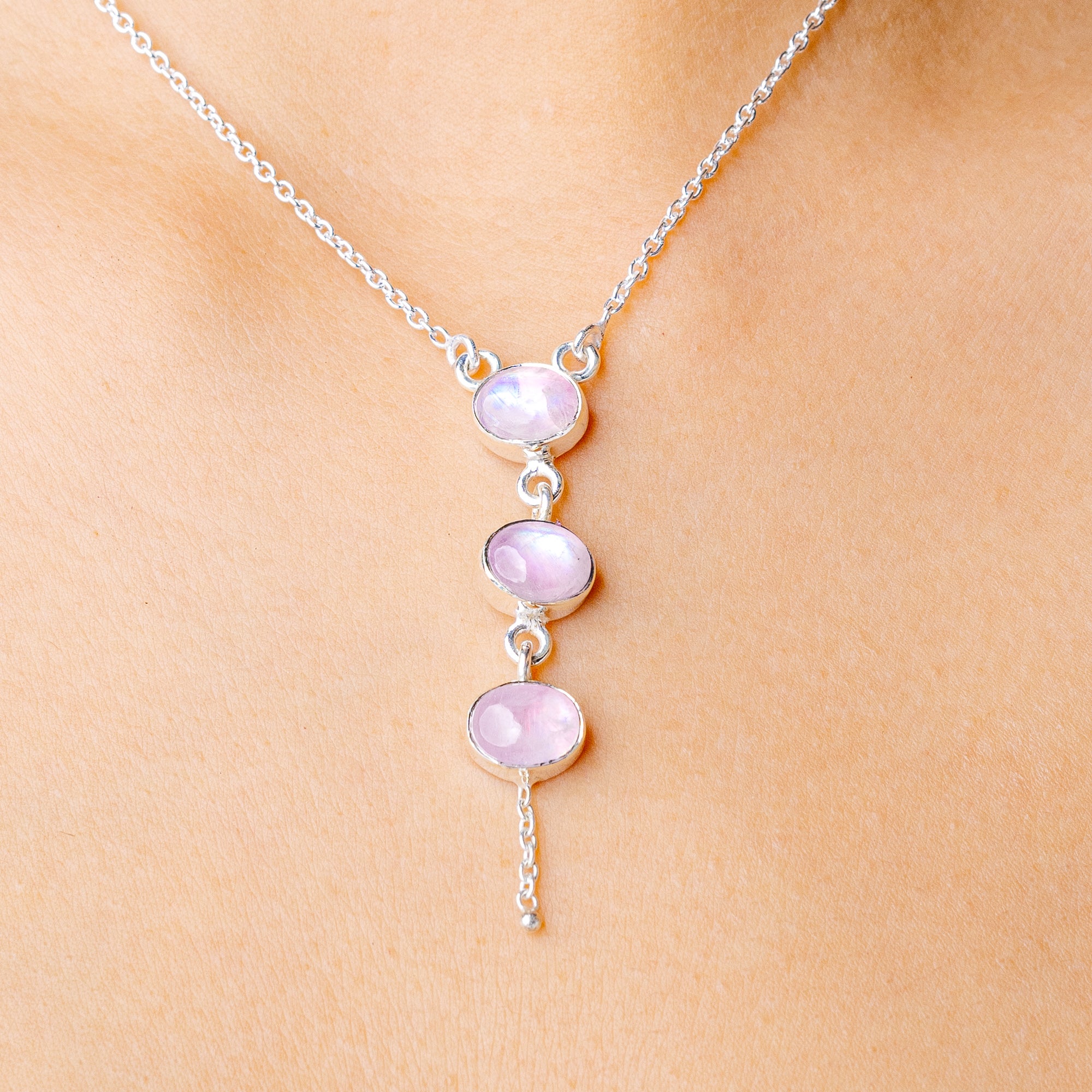 Pink Moonstone Necklace 16 To 17 7/8" (925 Sterling Silver) N90293