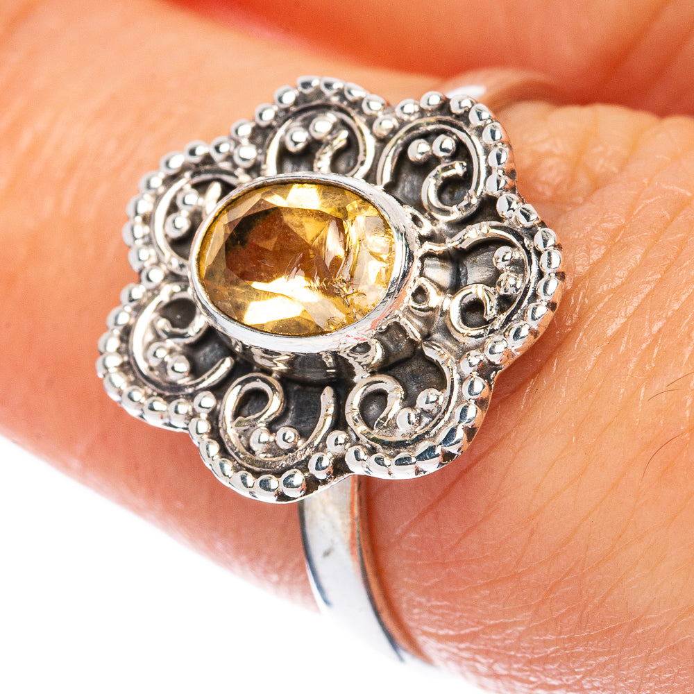 Value Faceted Citrine Ring Size 7.5 (925 Sterling Silver) R3302