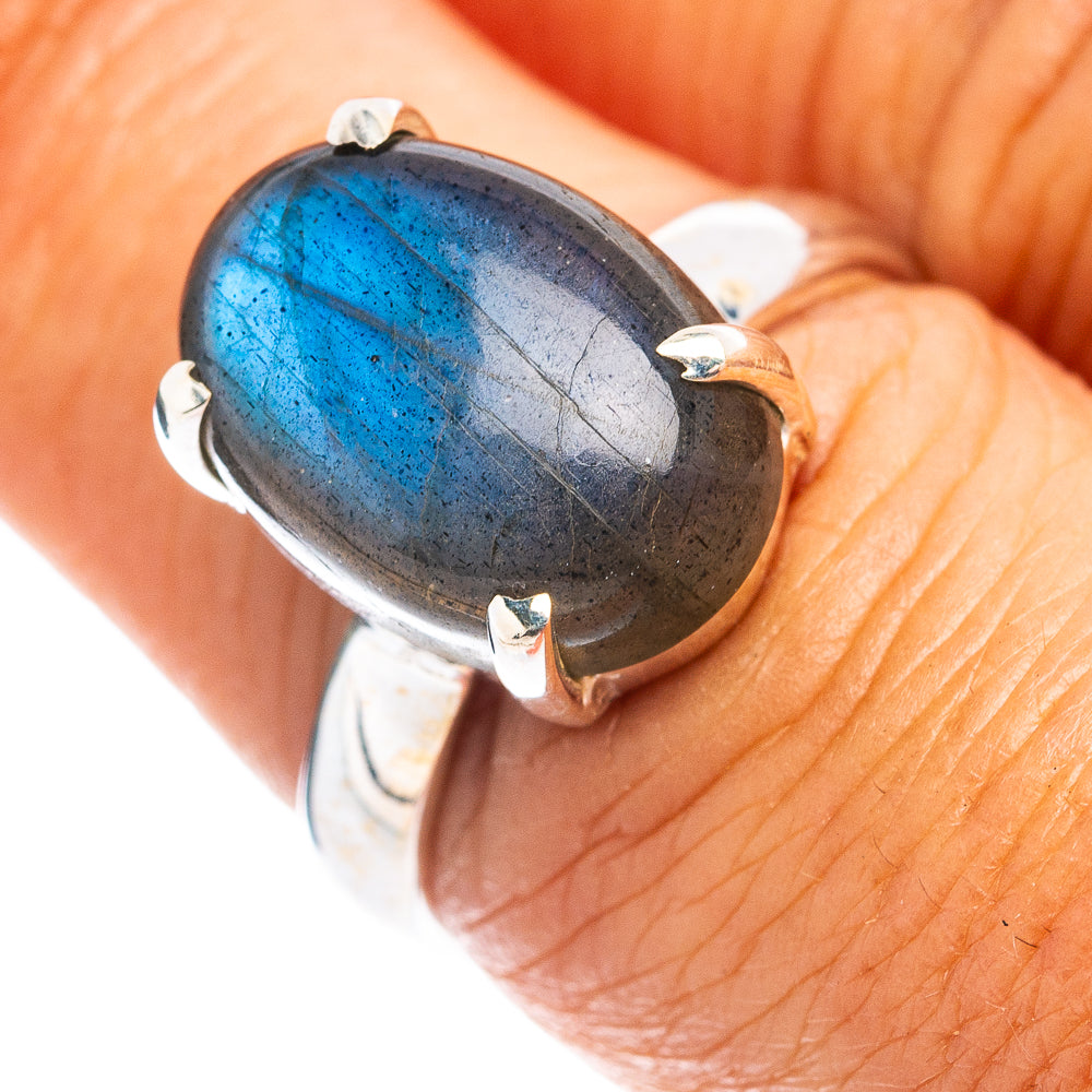 Labradorite Ring Size 7 (.925 Sterling Silver)