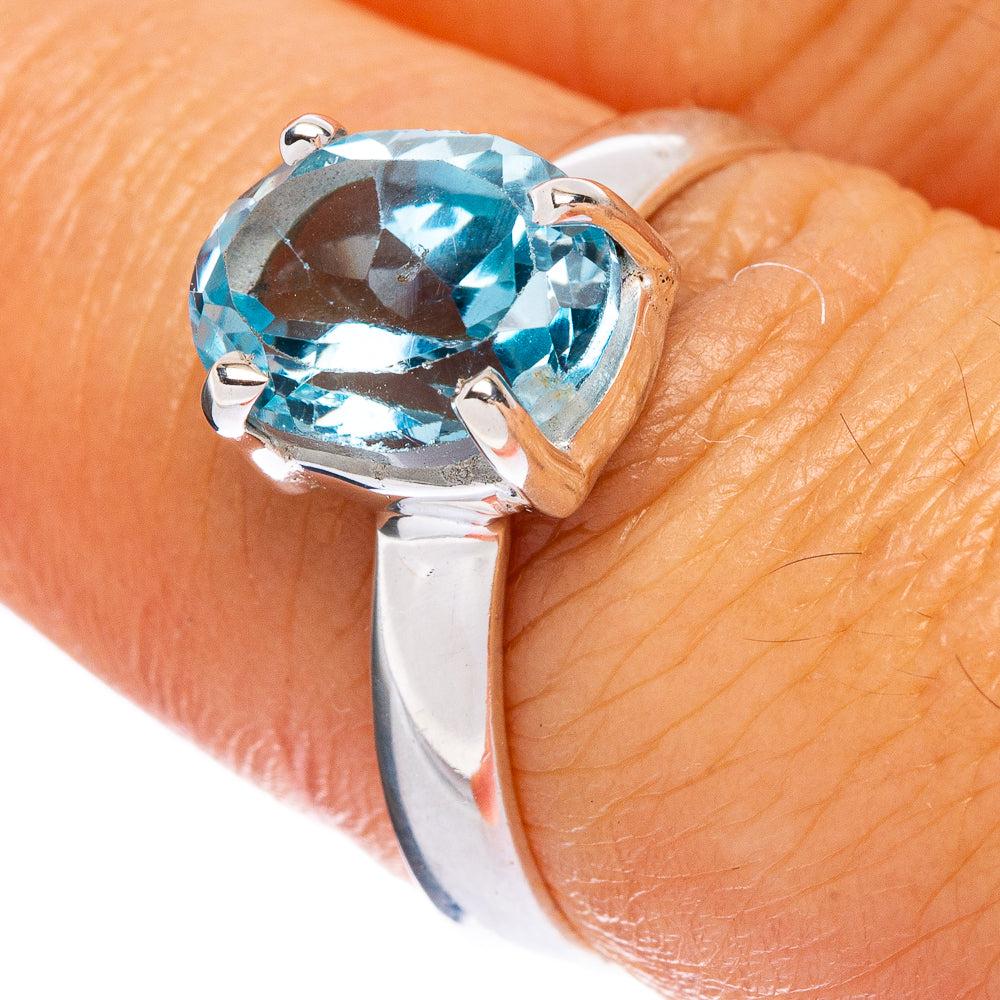 Blue Topaz Ring Size 7 (925 Sterling Silver) R146427