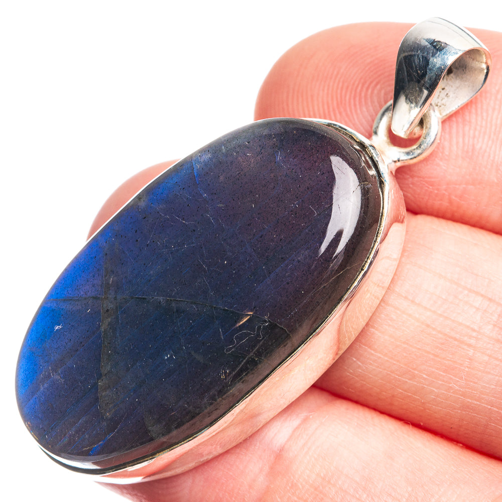 Labradorite Pendant 1 3/4" (925 Sterling Silver) P39054