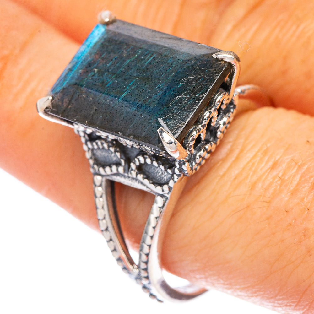 Labradorite Ring Size 9 (925 Sterling Silver) R1197