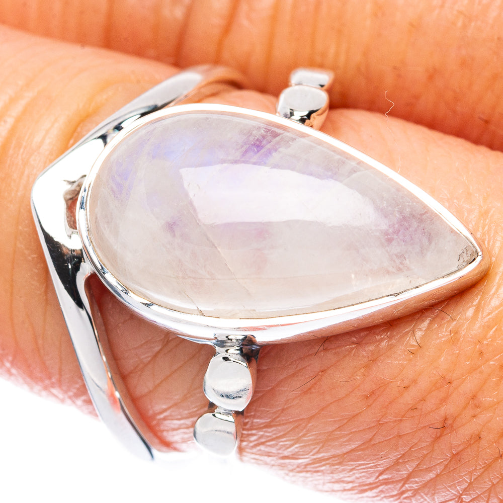 Premium Rainbow Moonstone 925 Sterling Silver Ring Size 7.75 (925 Sterling Silver) R2703