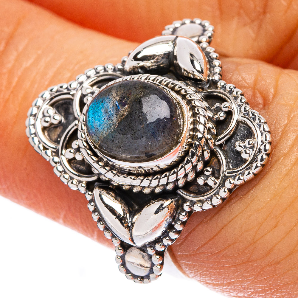 Labradorite Ring Size 6.75 (925 Sterling Silver) R146311