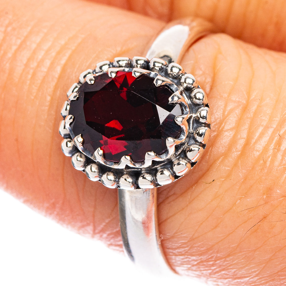 Garnet Ring Size 8.25 (925 Sterling Silver) R1043