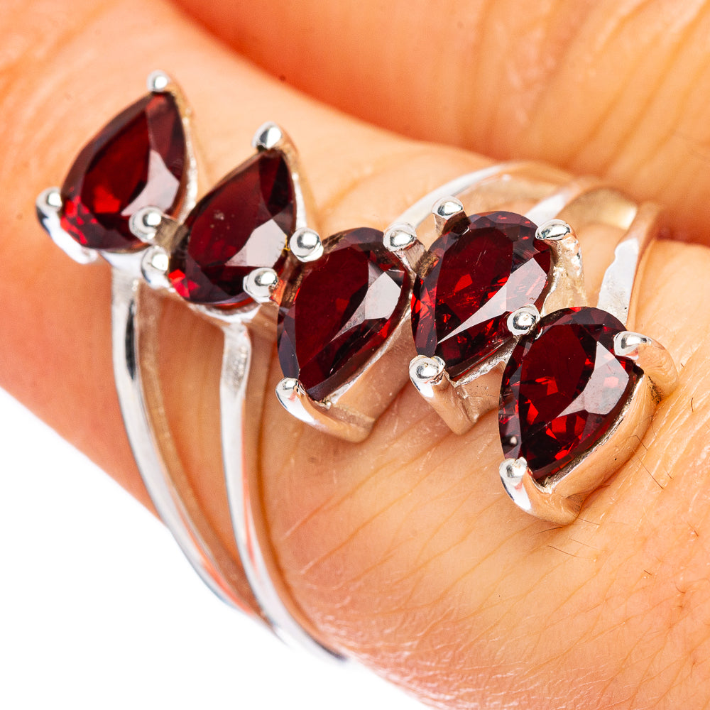 Garnet Ring Size 7.75 (925 Sterling Silver) R2347