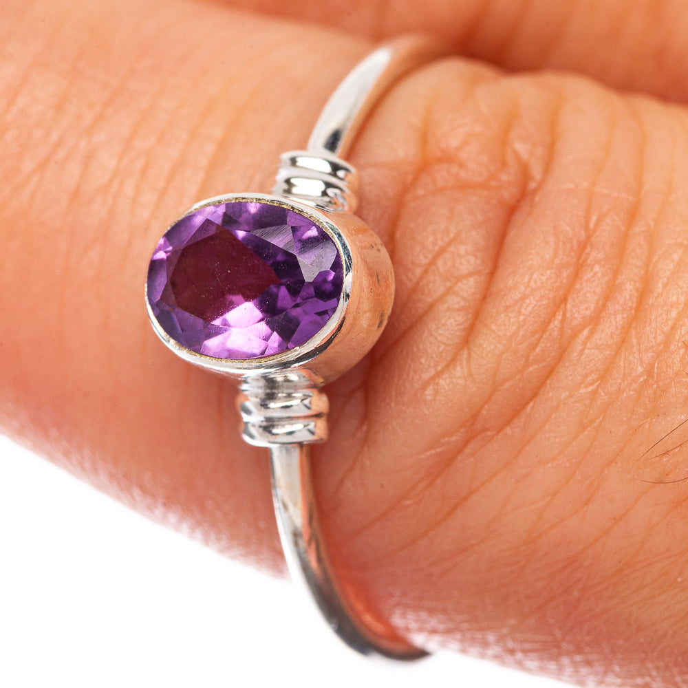 Faceted Amethyst Dainty Ring Size 8.25 (925 Sterling Silver) R145279