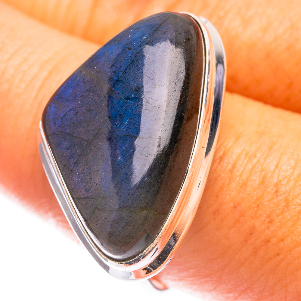 Large Labradorite Ring Size 9.5 (925 Sterling Silver) R141194