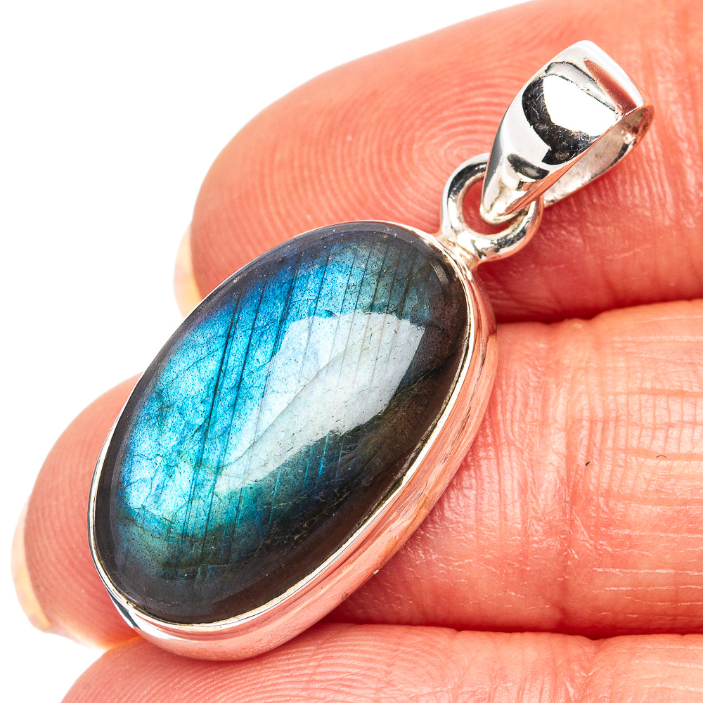 Labradorite Pendant 1 1/4" (.925 Sterling Silver)