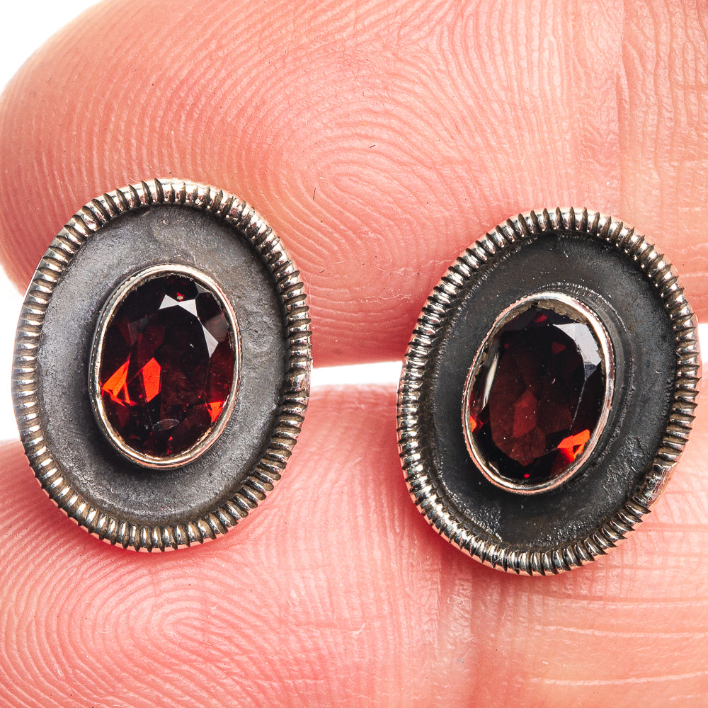 Garnet Dainty Earrings 5/8" (925 Sterling Silver) E432497