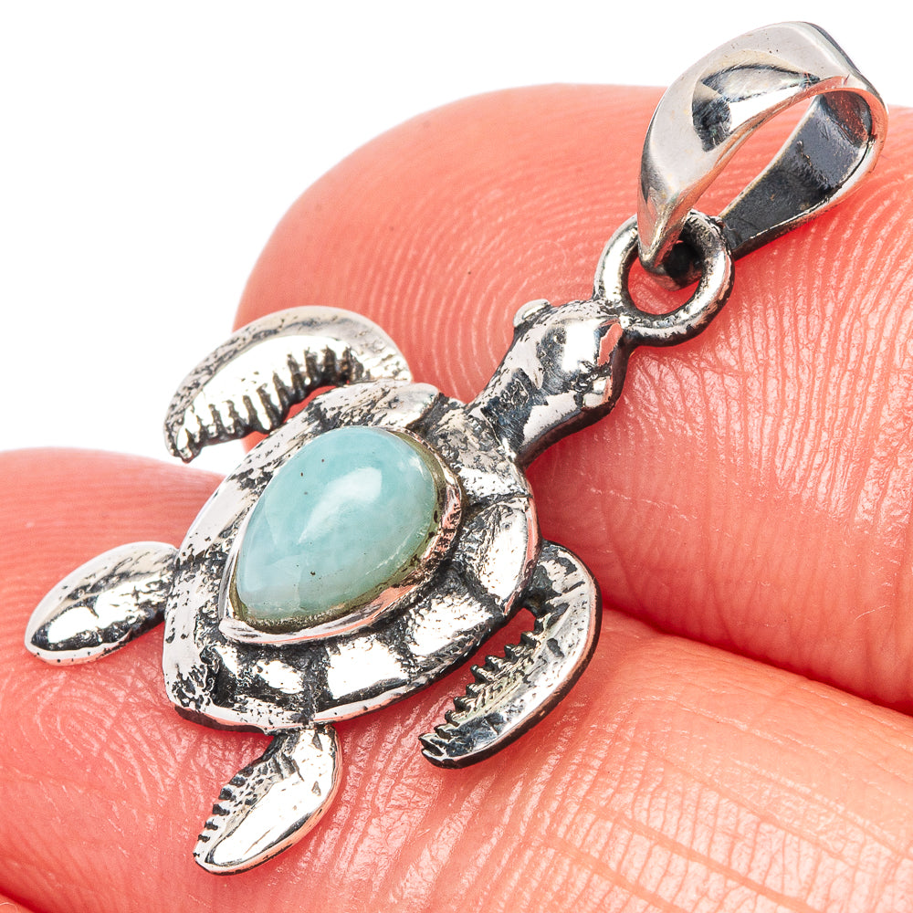 Natural Aquamarine Seaturtle Dainty Pendant 1 1/8" (925 Sterling Silver) P43546