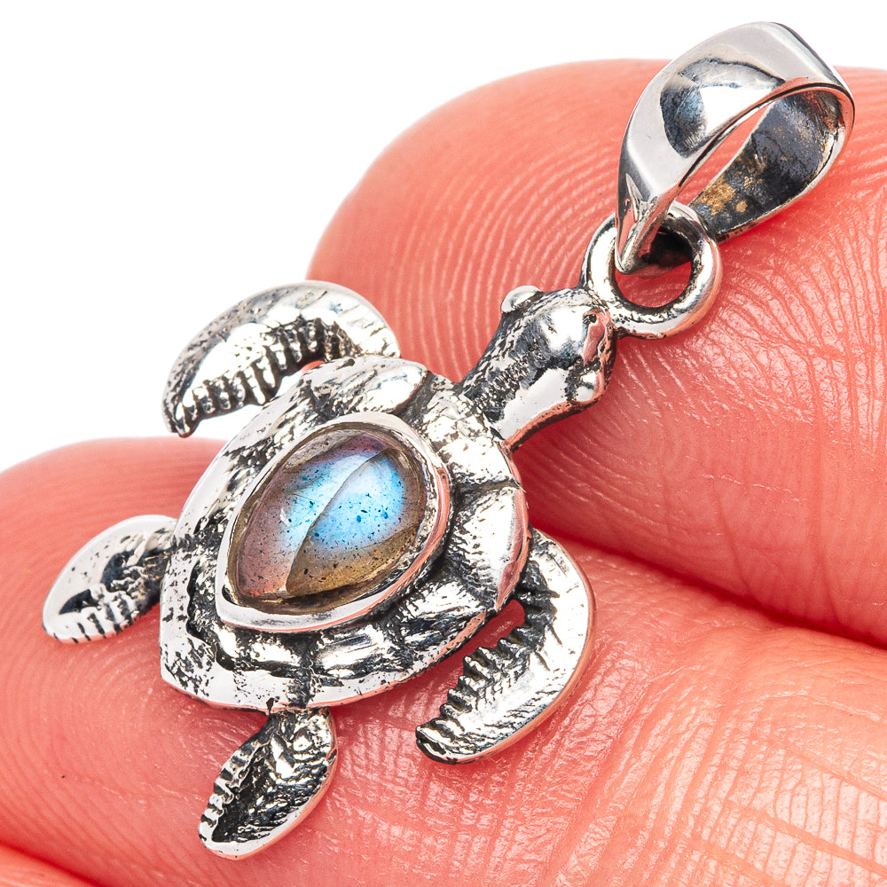 Labradorite Seaturtle Dainty Pendant 1 1/8" (925 Sterling Silver) P43547