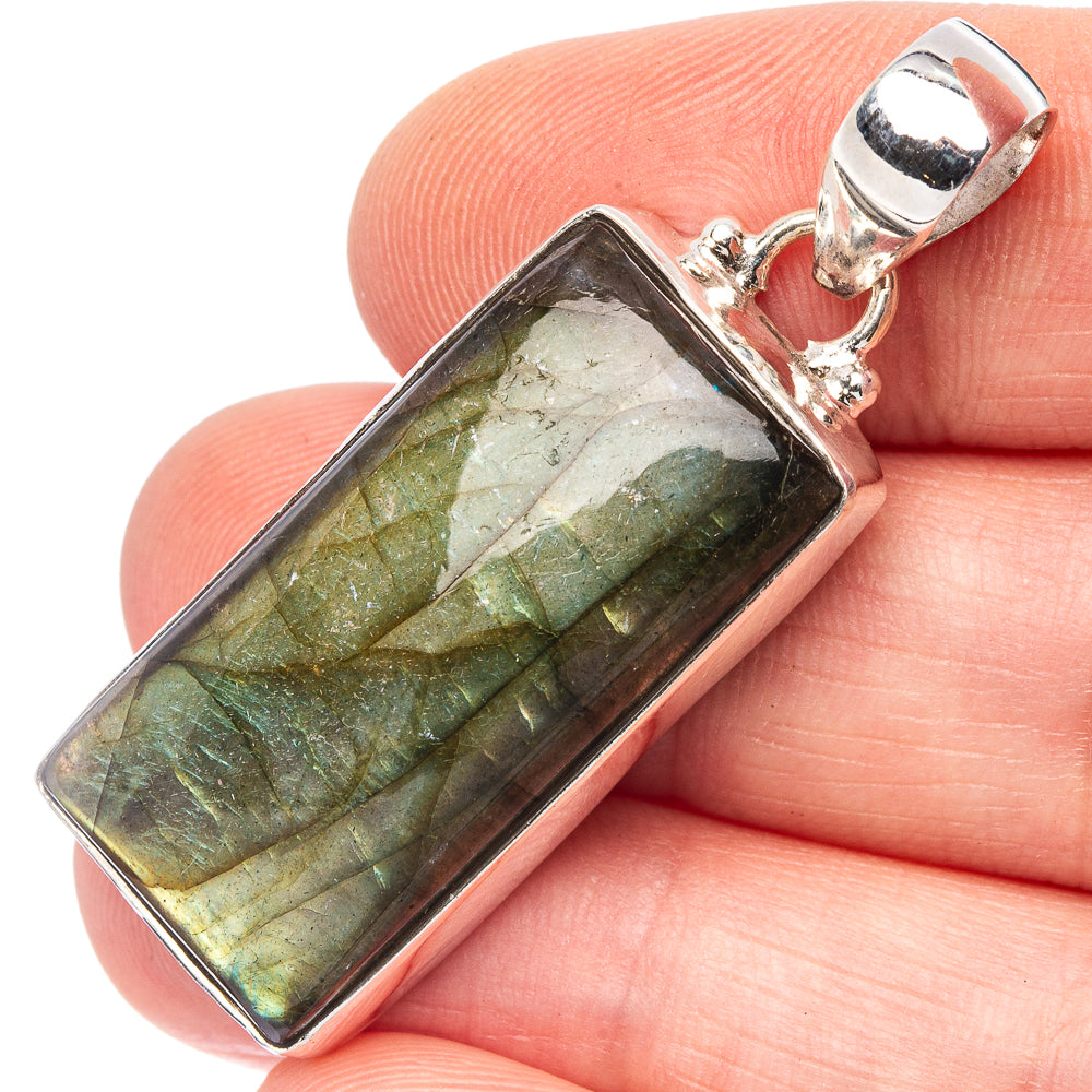 Labradorite Pendant 1 3/4" (925 Sterling Silver) P43159