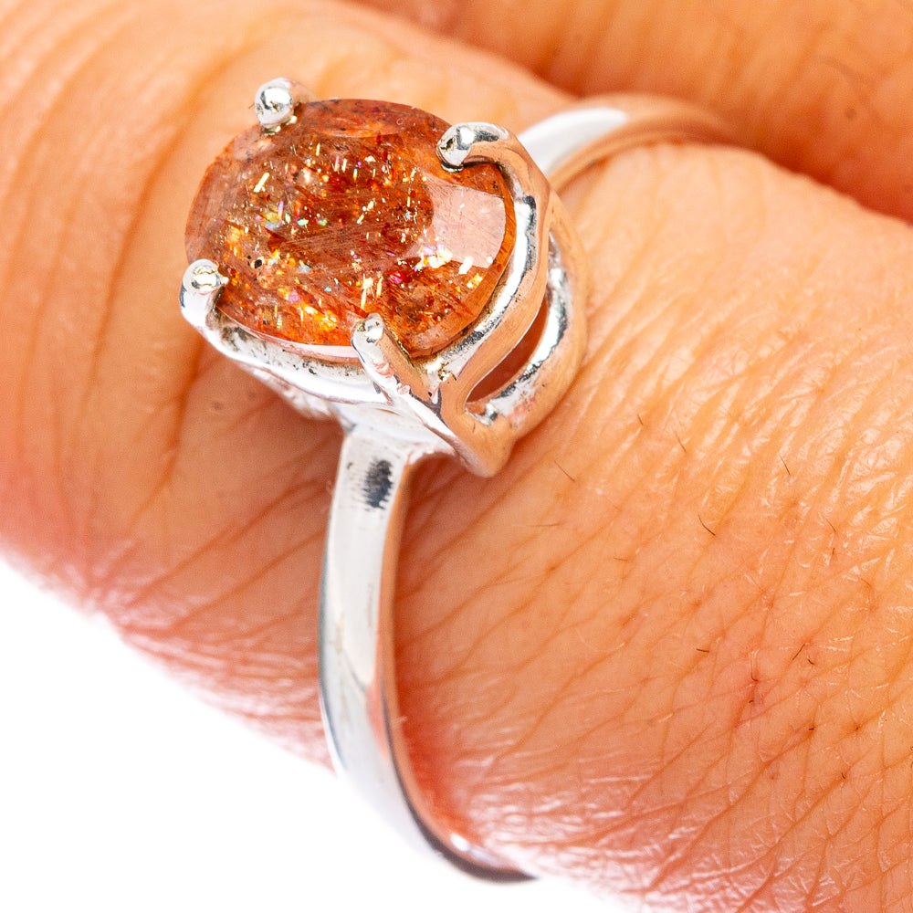 Rare Sunstone Ring Size 9 (925 Sterling Silver) R146647