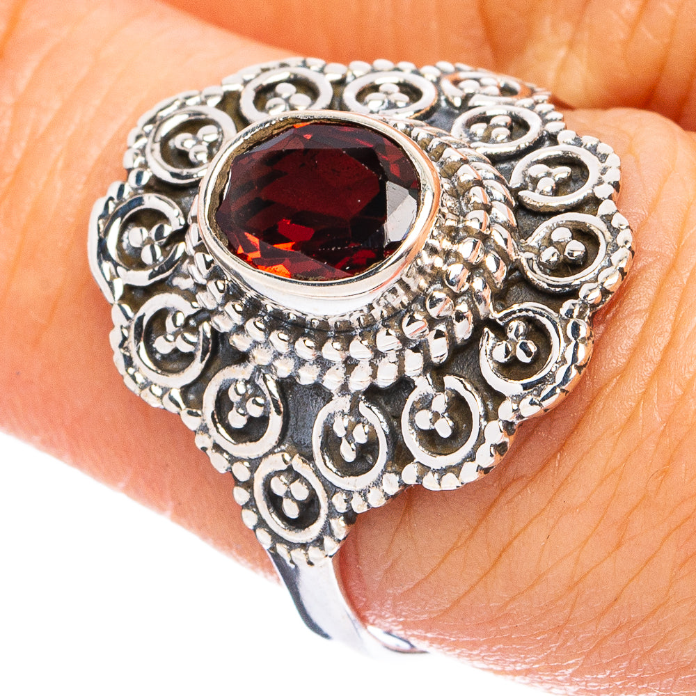 Garnet Ring Size 8 (925 Sterling Silver) R8275