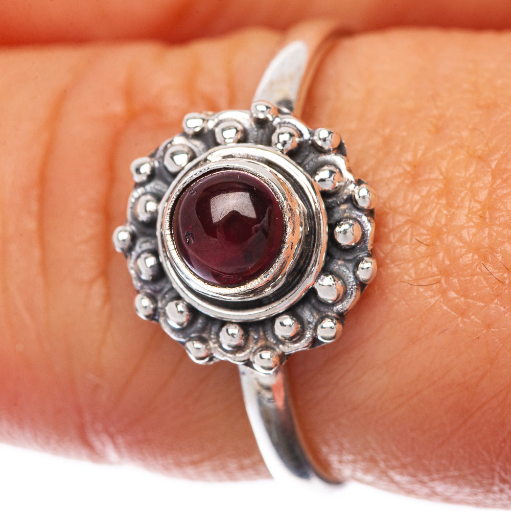 Garnet Dainty Ring Size 8 (925 Sterling Silver) R145269
