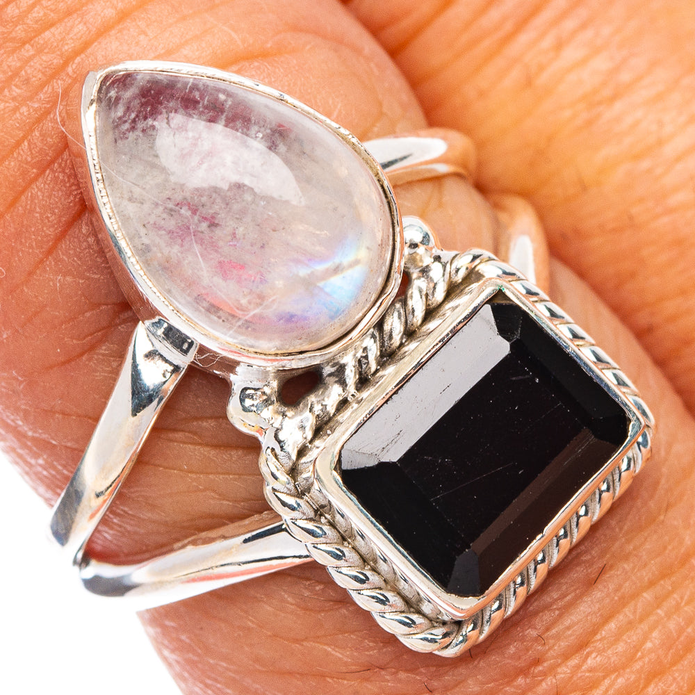 Black Onyx, Rainbow Moonstone Ring Size 7 (925 Sterling Silver) R7048