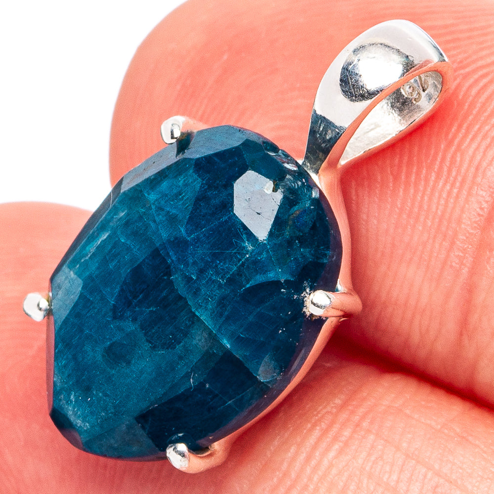 Apatite Pendant 7/8" (.925 Sterling Silver)
