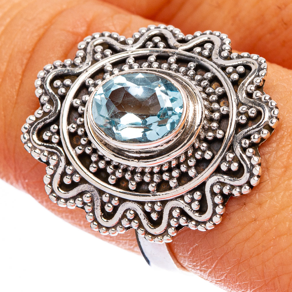 Blue Topaz Ring Size 8.5 (925 Sterling Silver) R146293