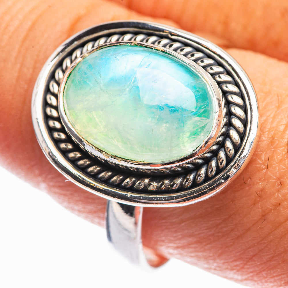 Green Moonstone Ring Size 9.75 (925 Sterling Silver) R142032