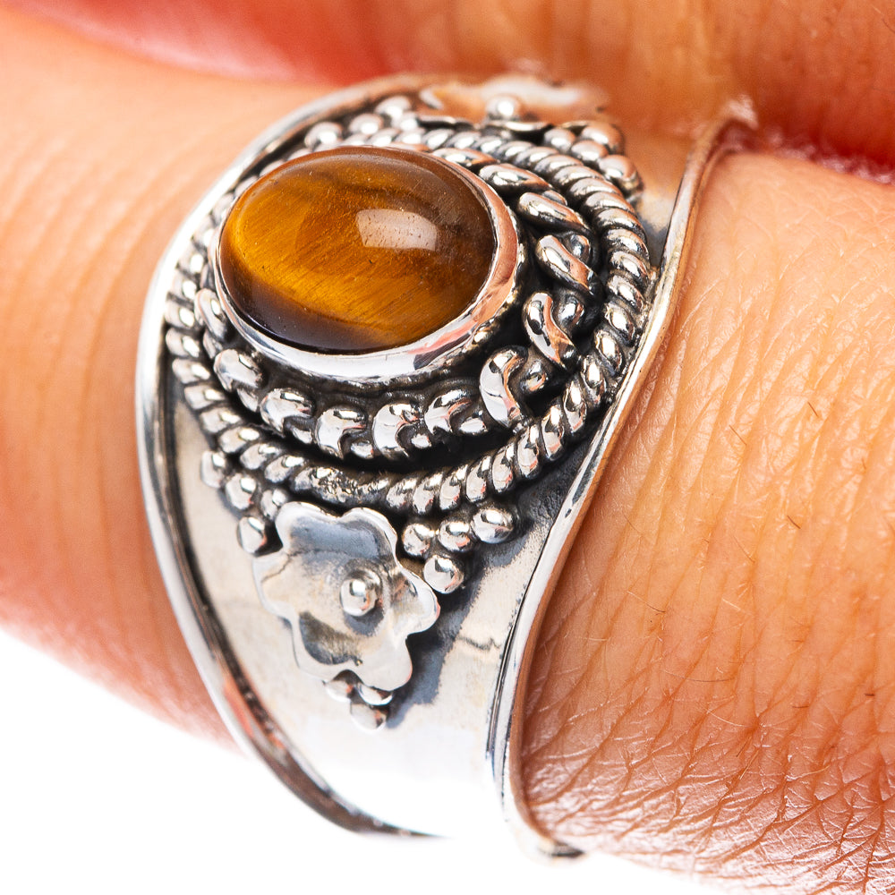Tiger Eye 925 Sterling Silver Ring Size 8.25 (925 Sterling Silver) R5431