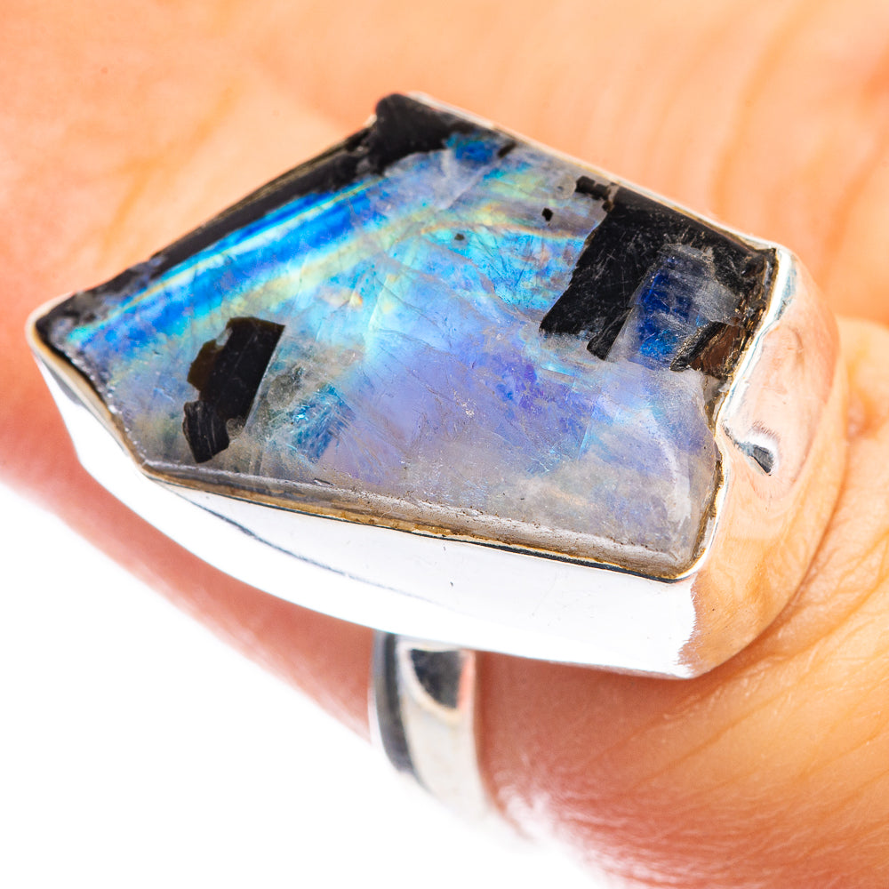 Rough Rainbow Moonstone Ring Size 6 (925 Sterling Silver) RING143408