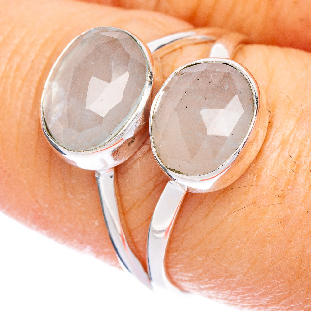 Natural Aquamarine Ring Size 8 (925 Sterling Silver) R147093