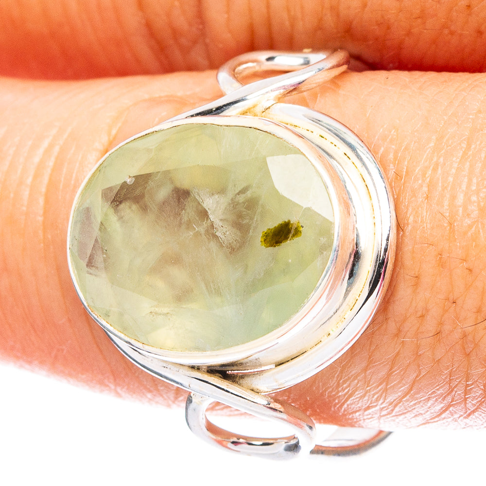 Prehnite 925 Sterling Silver Ring Size 10.25 (925 Sterling Silver) R6179