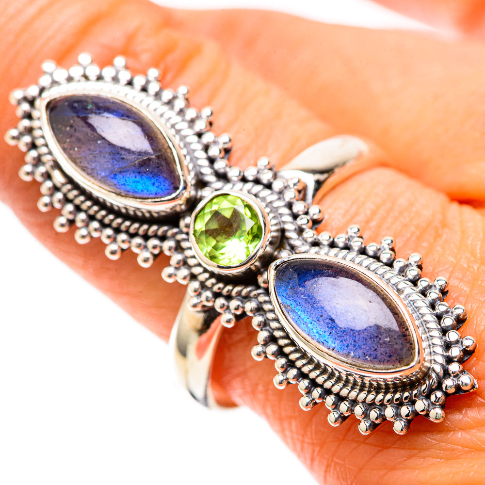 Large Labradorite, Peridot Ring Size 10 (925 Sterling Silver) RING138028
