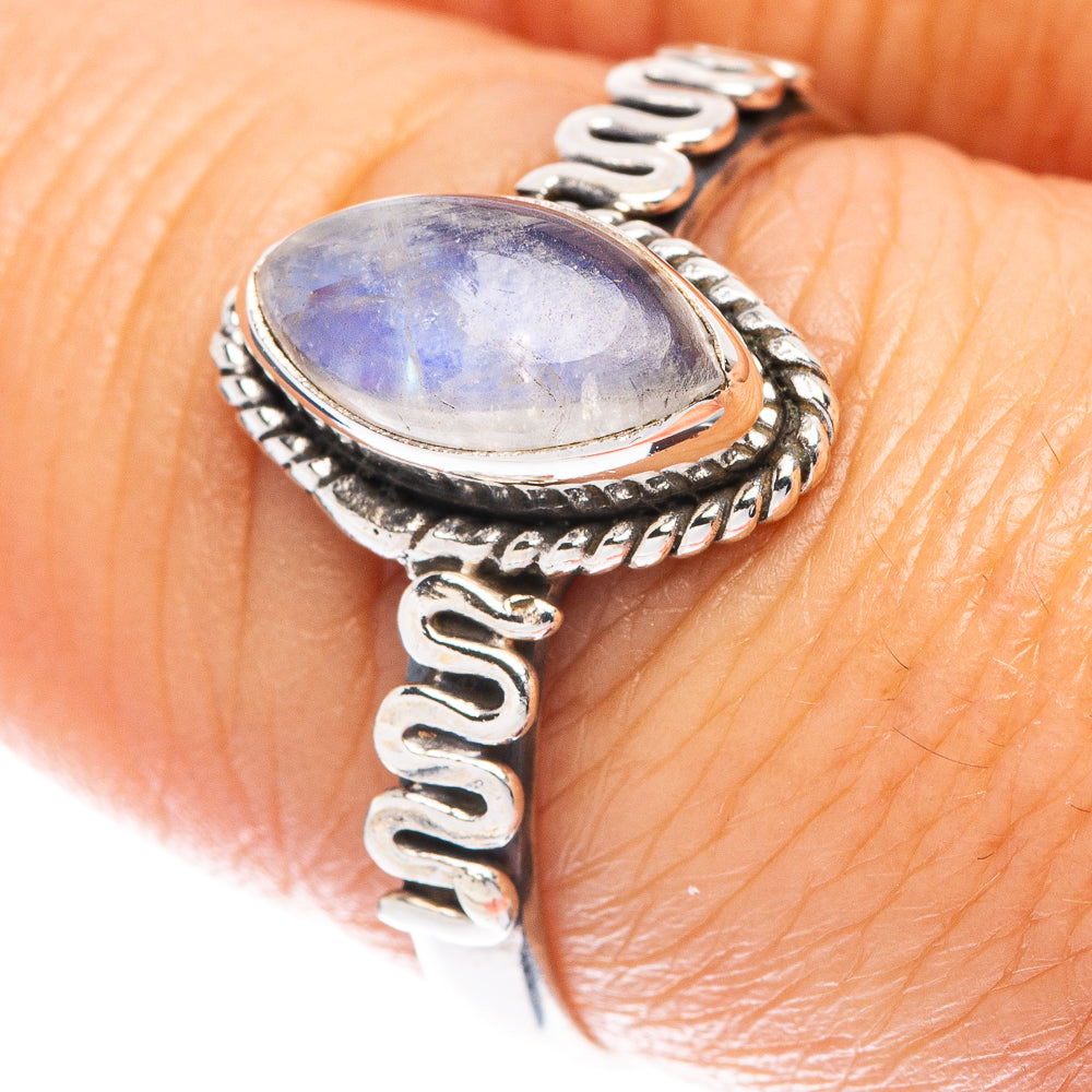 Rainbow Moonstone Ring Size 7.75 (925 Sterling Silver) R5671