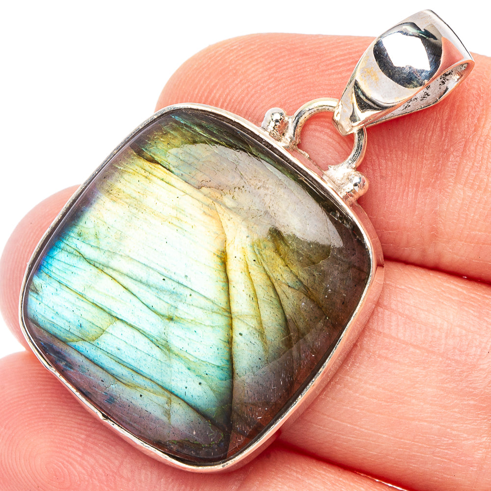 Labradorite Pendant 1 1/2" (925 Sterling Silver) P43797