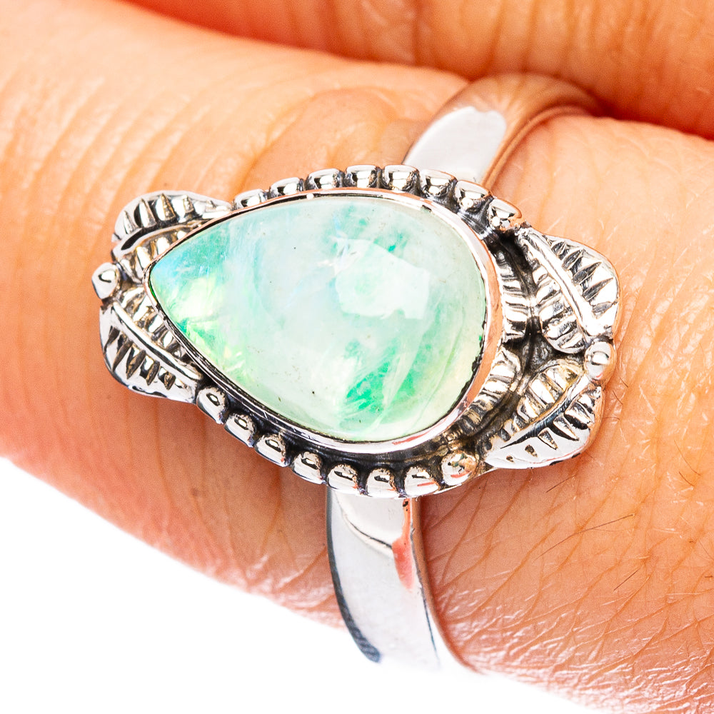 Green Moonstone Ring Size 8.5 (925 Sterling Silver) R3716