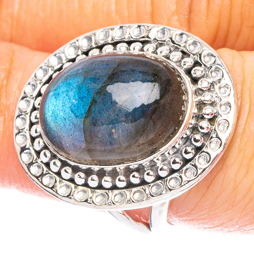 Labradorite 925 Sterling Silver Ring Size 7 (925 Sterling Silver) R6172