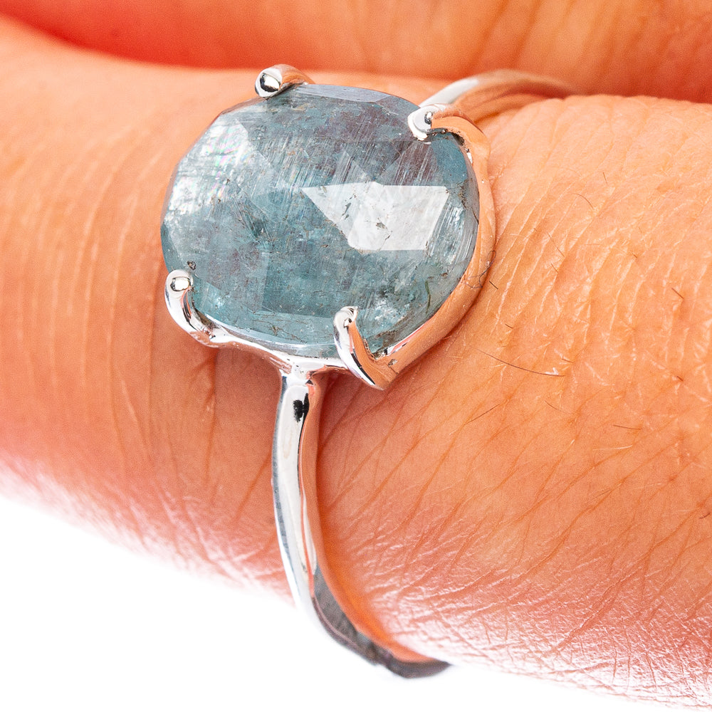 Value Aquamarine Ring Size 8 (925 Sterling Silver) R7538