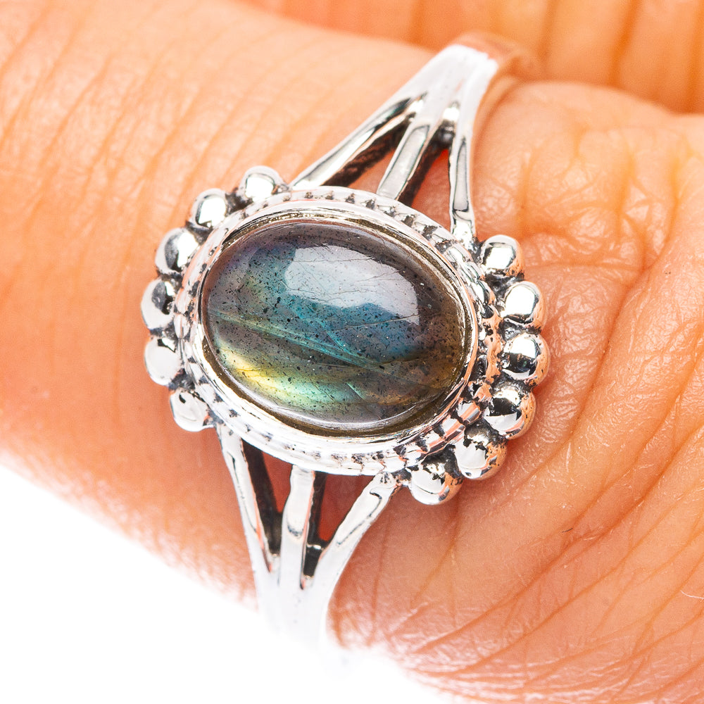 Labradorite Ring Size 6.75 (925 Sterling Silver) R5626