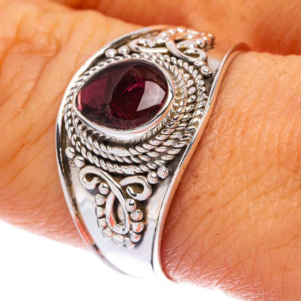 Garnet Ring Size 9 (925 Sterling Silver) R146063