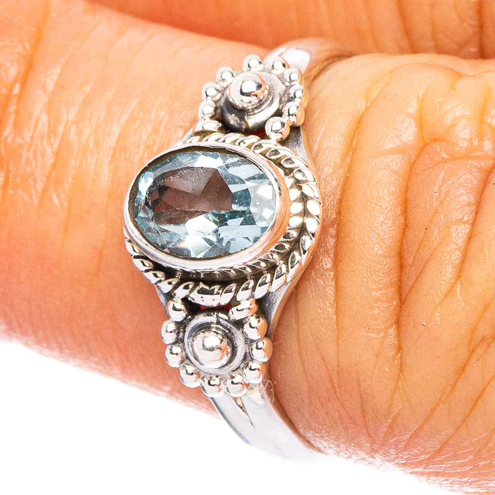 Blue Topaz 925 Sterling Silver Ring Size 6 (925 Sterling Silver) R6351
