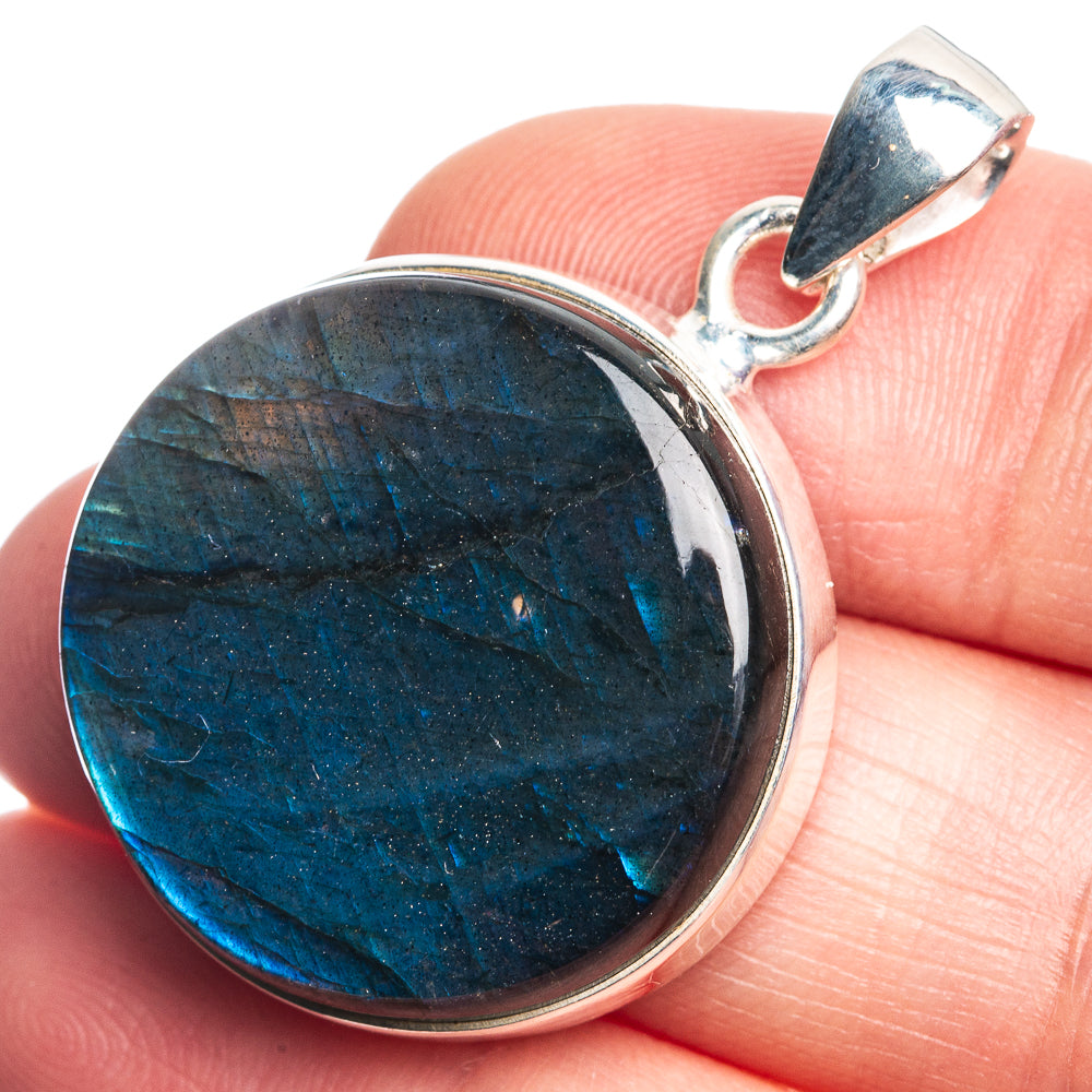 Labradorite Pendant 1 3/8" (925 Sterling Silver) P39078