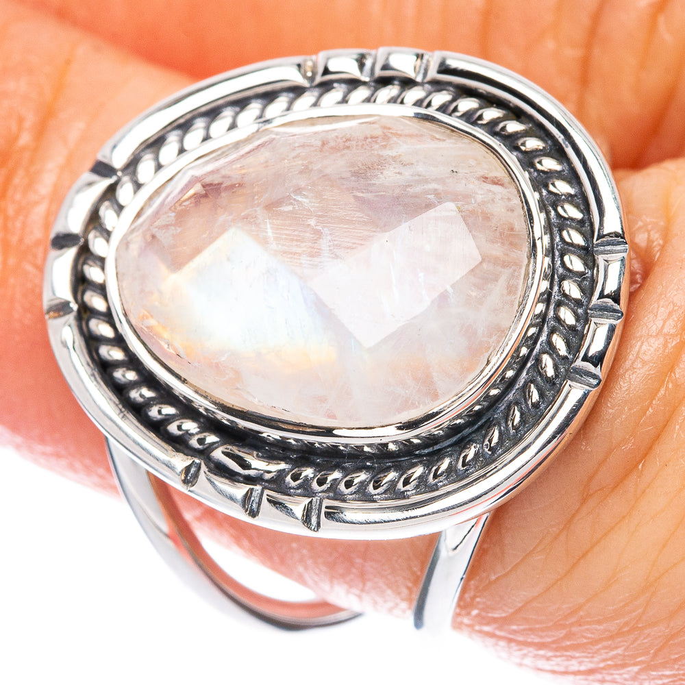 Premium Rainbow Moonstone 925 Sterling Silver Ring Size 6 (925 Sterling Silver) R2700