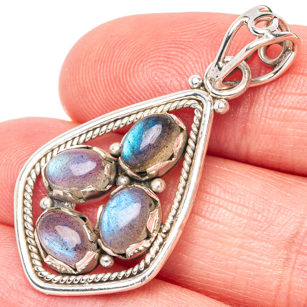 Labradorite Pendant 1 1/2" (925 Sterling Silver) P41022