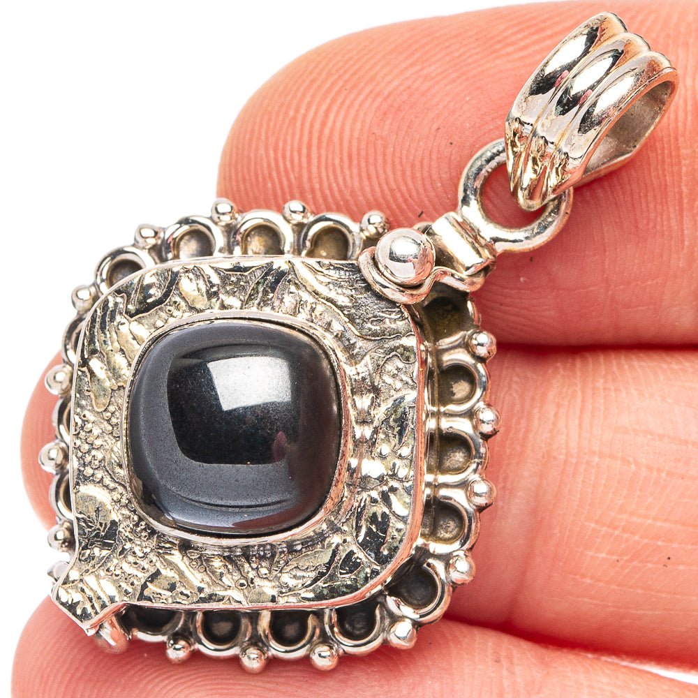 Hematite Poison 925 Sterling Silver Pendant 1 1/2" (925 Sterling Silver) P43613