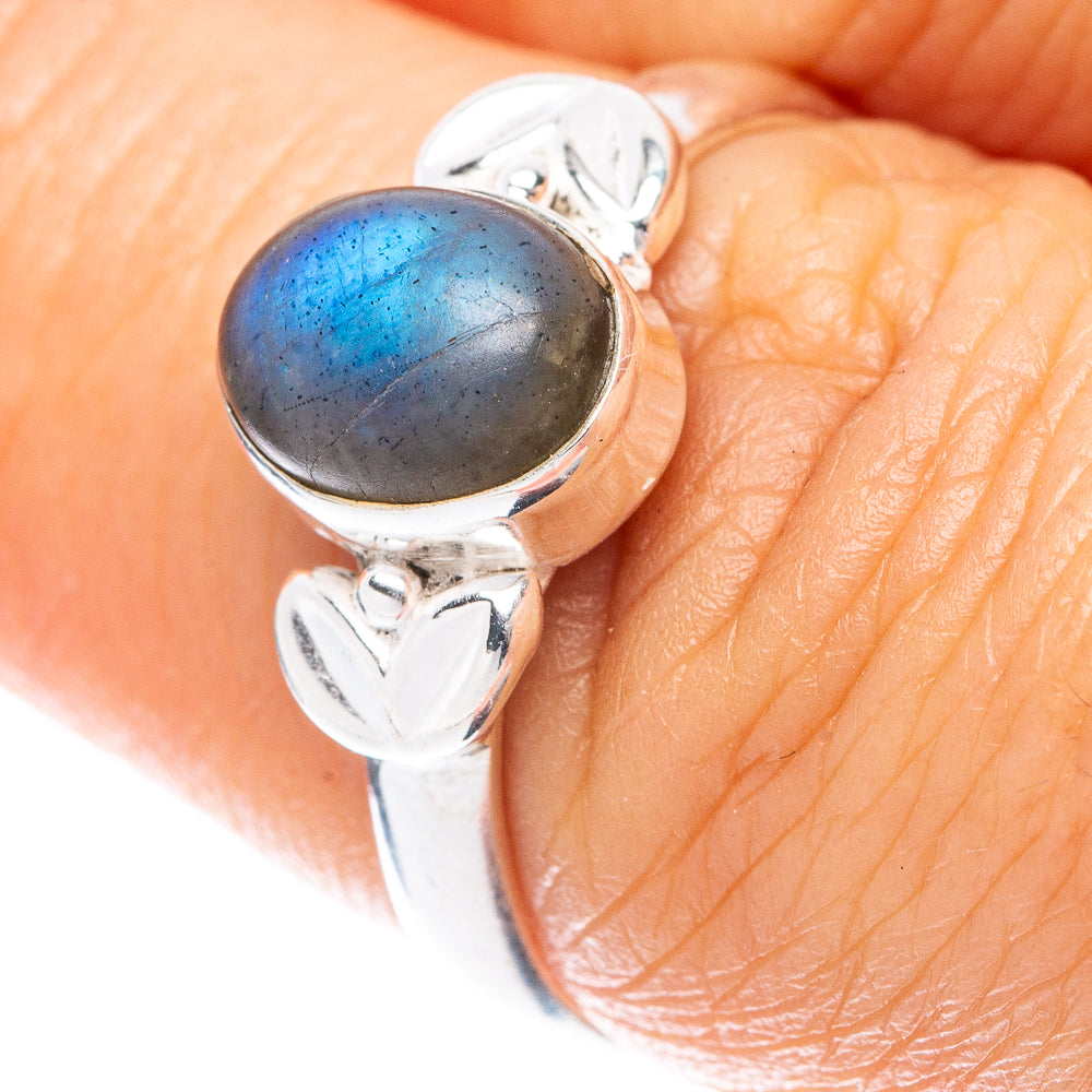 Labradorite Ring Size 7 (925 Sterling Silver) R5583