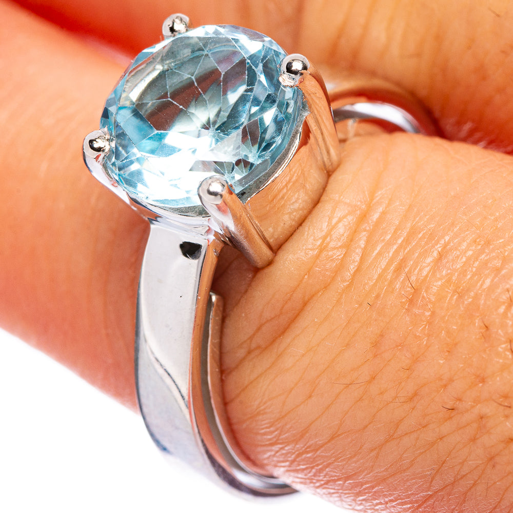 Rare Blue Topaz Ring Size 7.75 (925 Sterling Silver) R145916