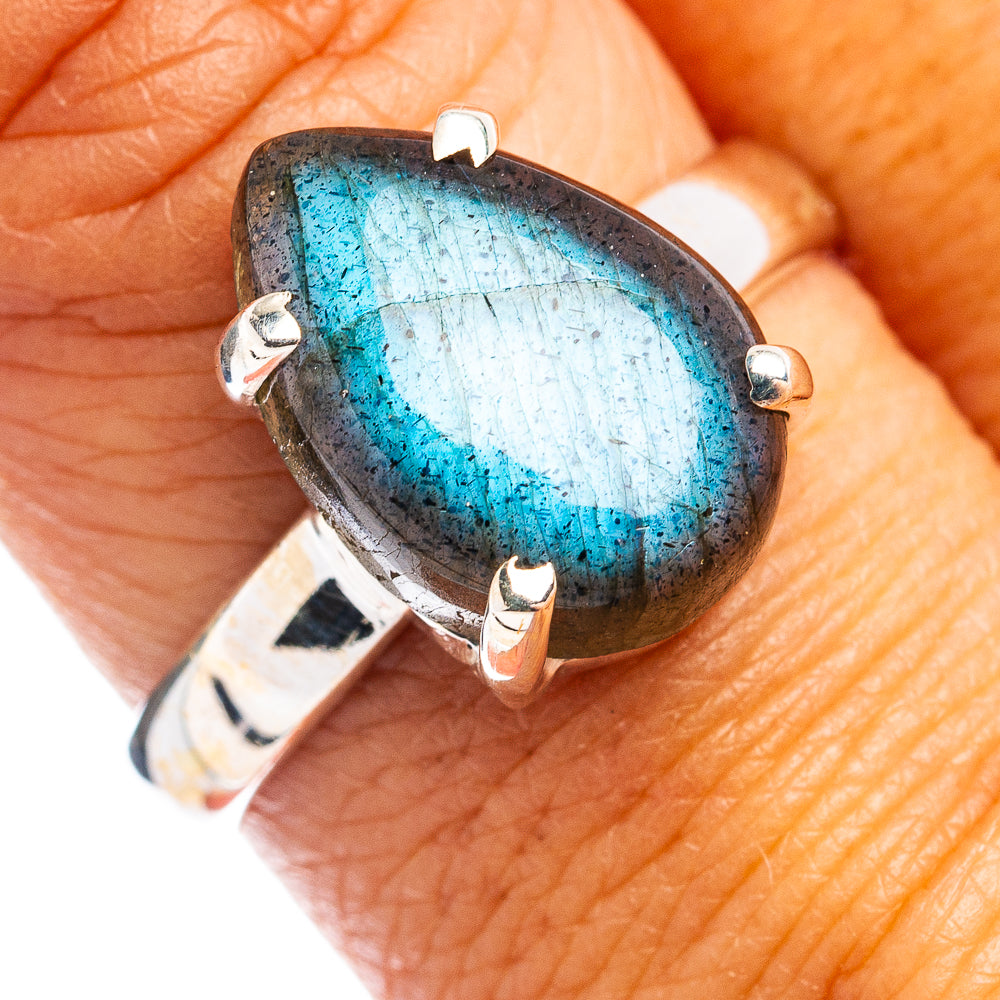 Labradorite Ring Size 9 (.925 Sterling Silver)