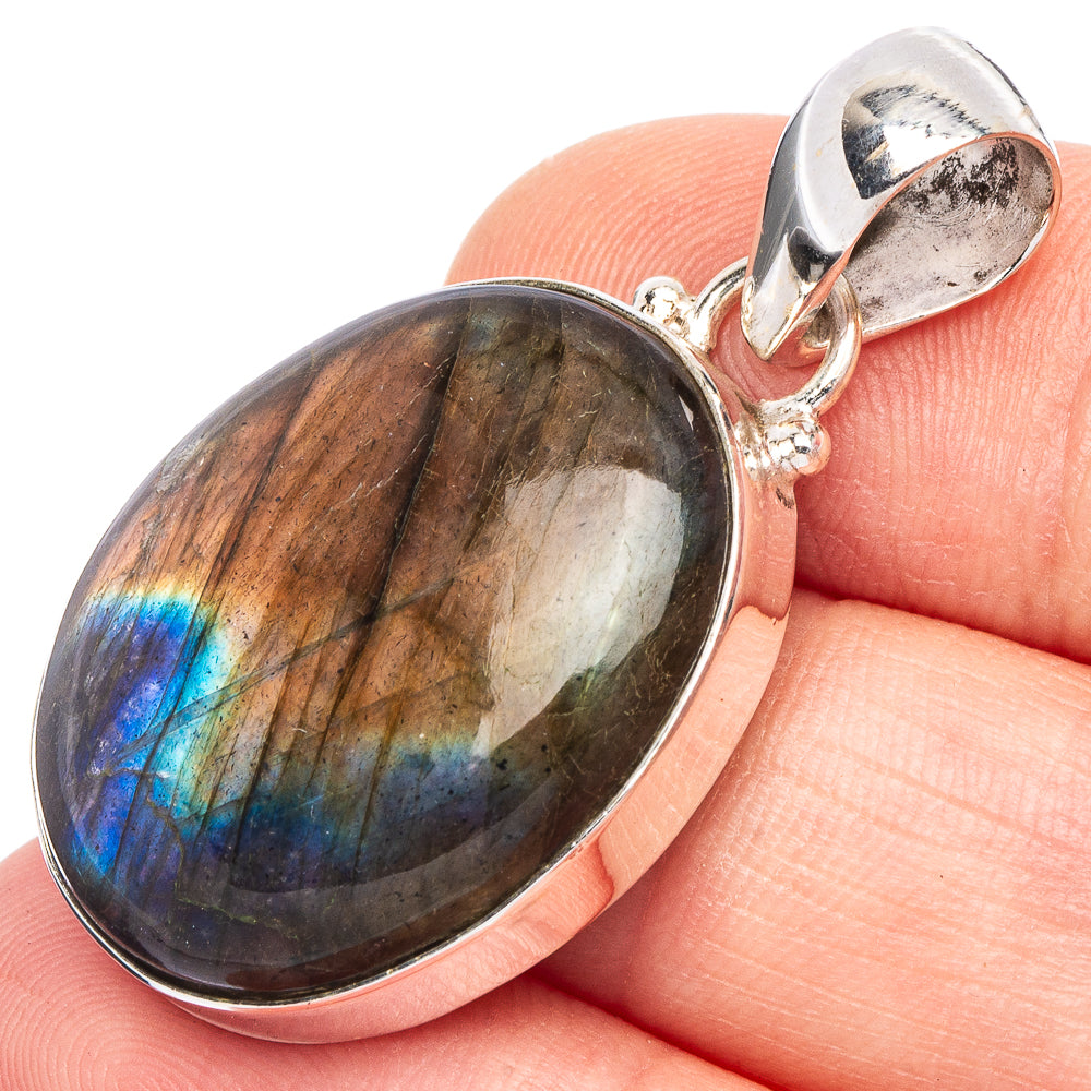 Labradorite Pendant 1 1/2" (925 Sterling Silver) P43792
