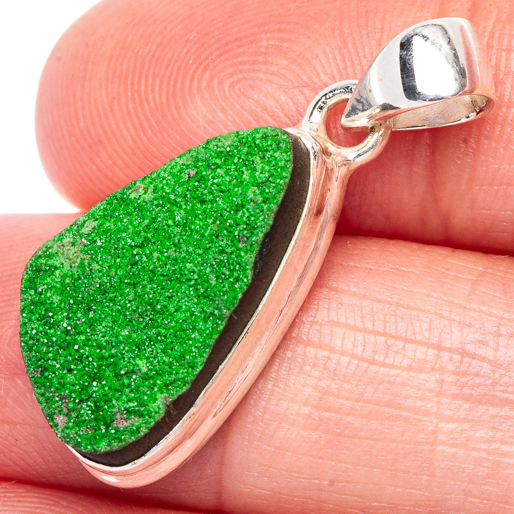 Rare Uvarovite Garnet Pendant 1 1/8" (925 Sterling Silver) P44220