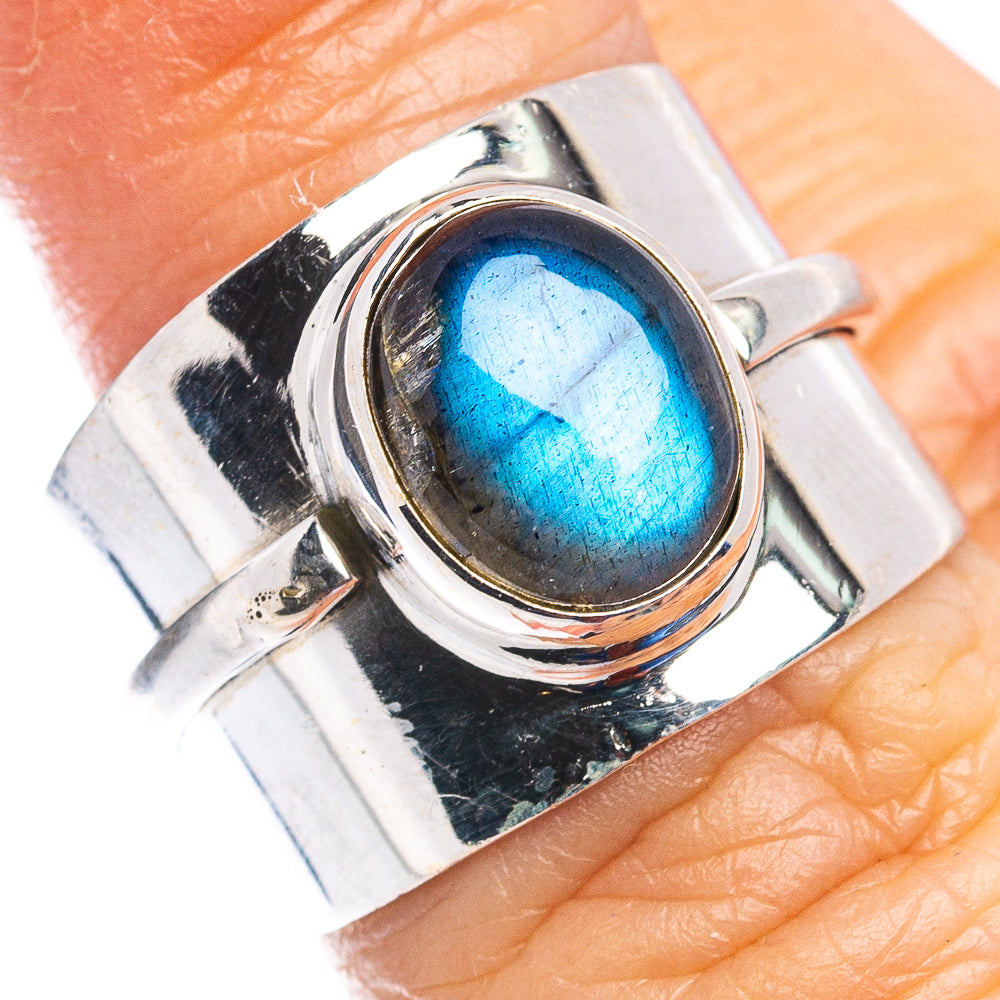 Labradorite Ring Size 6 (.925 Sterling Silver)