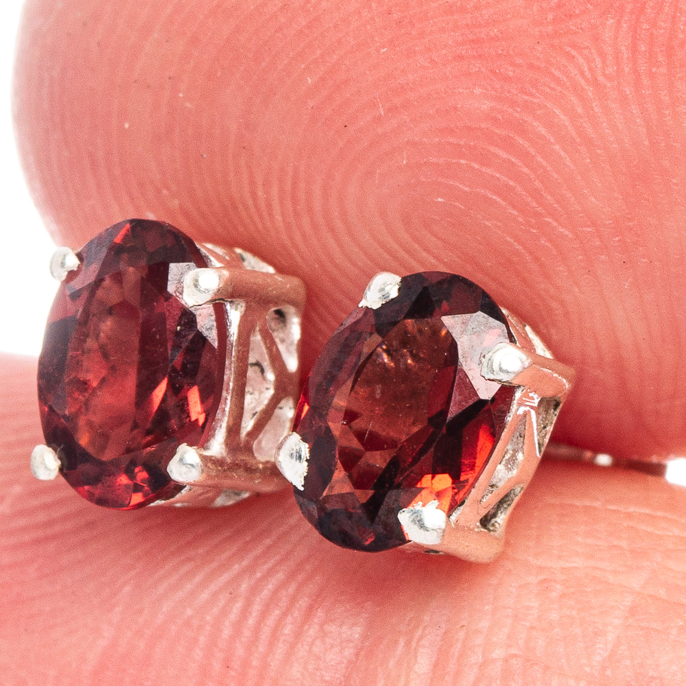 Garnet Earrings 1/4" (925 Sterling Silver) E433502