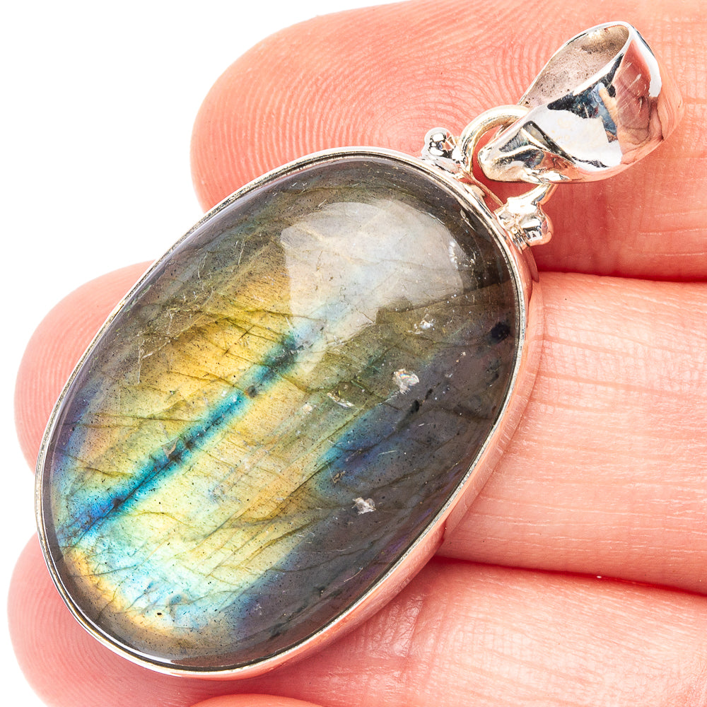 Labradorite Pendant 1 3/4" (925 Sterling Silver) P43879